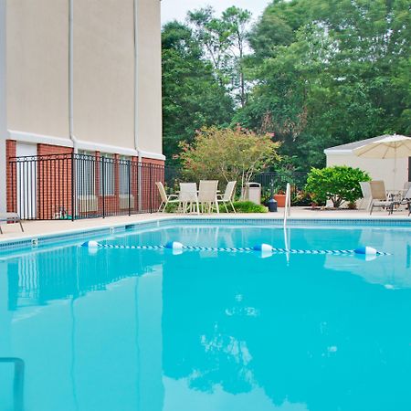 Holiday Inn Express Hotel & Suites Ливингстън Екстериор снимка