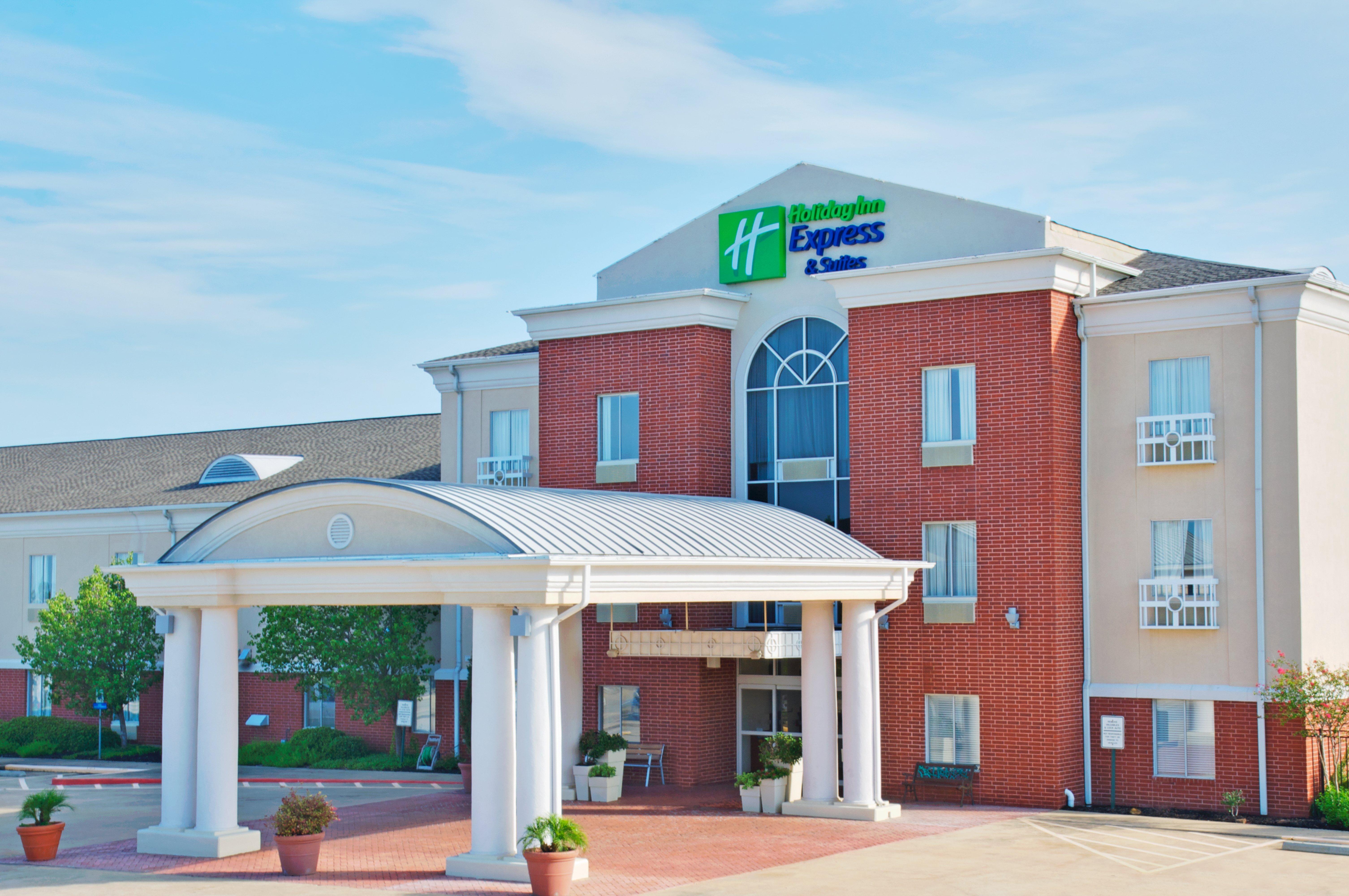 Holiday Inn Express Hotel & Suites Ливингстън Екстериор снимка